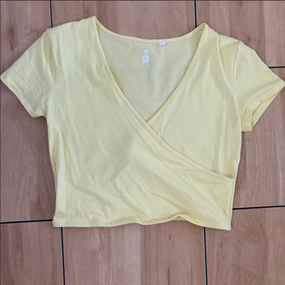 Top - Picture 2 of 3